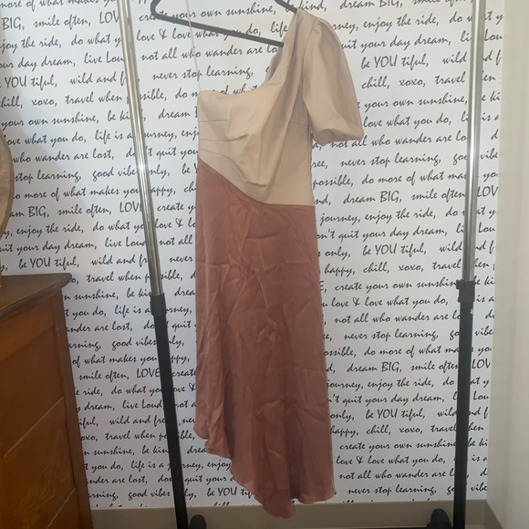 BY ANTHROPOLOGIE FAUX LEATHER ONE-SHOULDER ASYMMETRICAL MIDI DRESS - Picture 4 of 10